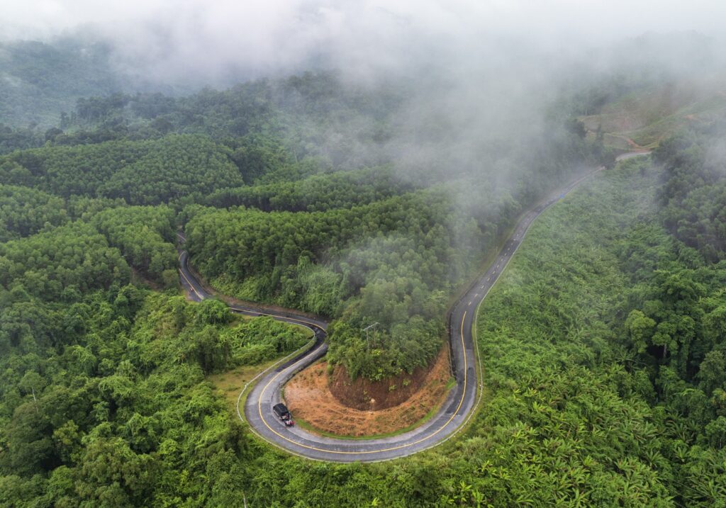 Tour Trekking Vườn Địa Đàng - Thác Mụ Mệ: Khám Phá Sứ Sở Thần Tiên 2 Cung đường Trường Sơn