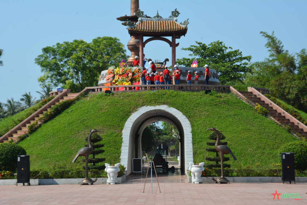 Tour thăm lại chiến trường xưa Quảng Trị từ Đồng Hới 3 Thành cổ Quảng Trị